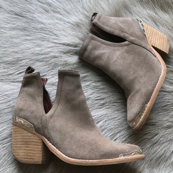 jeffrey campbell cromwell taupe